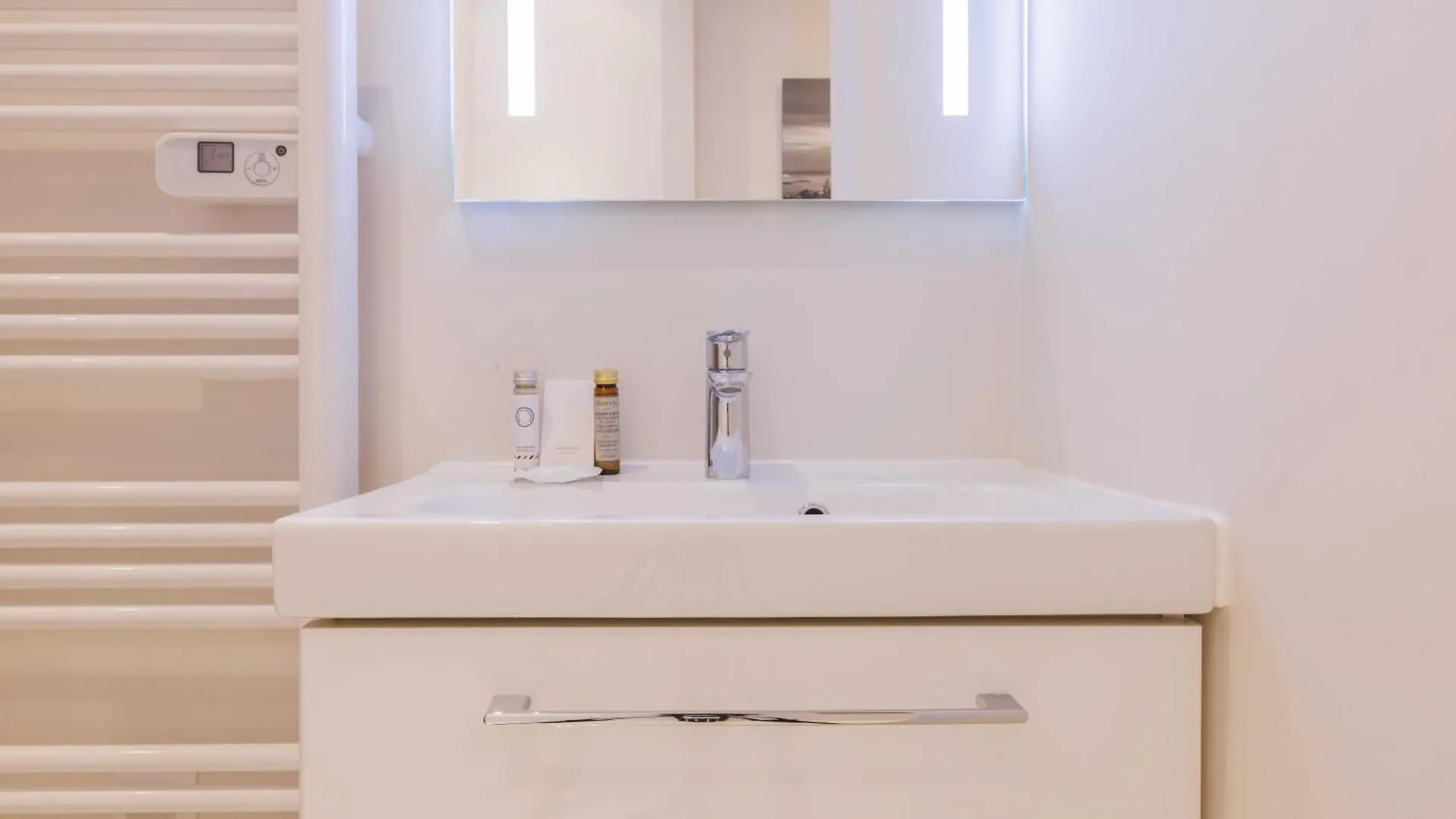 Modern - 2br - 6p - Saint-ambroise Apartment *