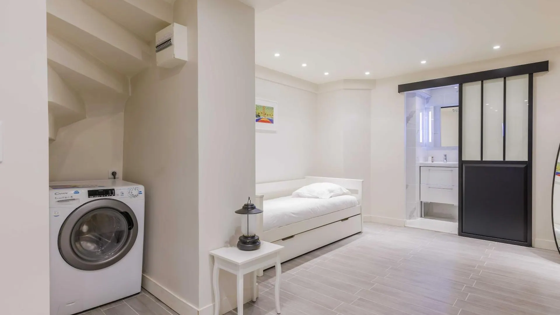 Modern - 2br - 6p - Saint-ambroise Paris